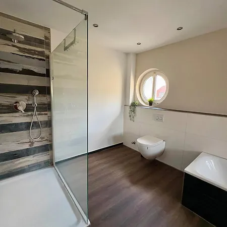 Modernes 5 Fuer Handwerker & Monteure In Mit Wlan Apartmán